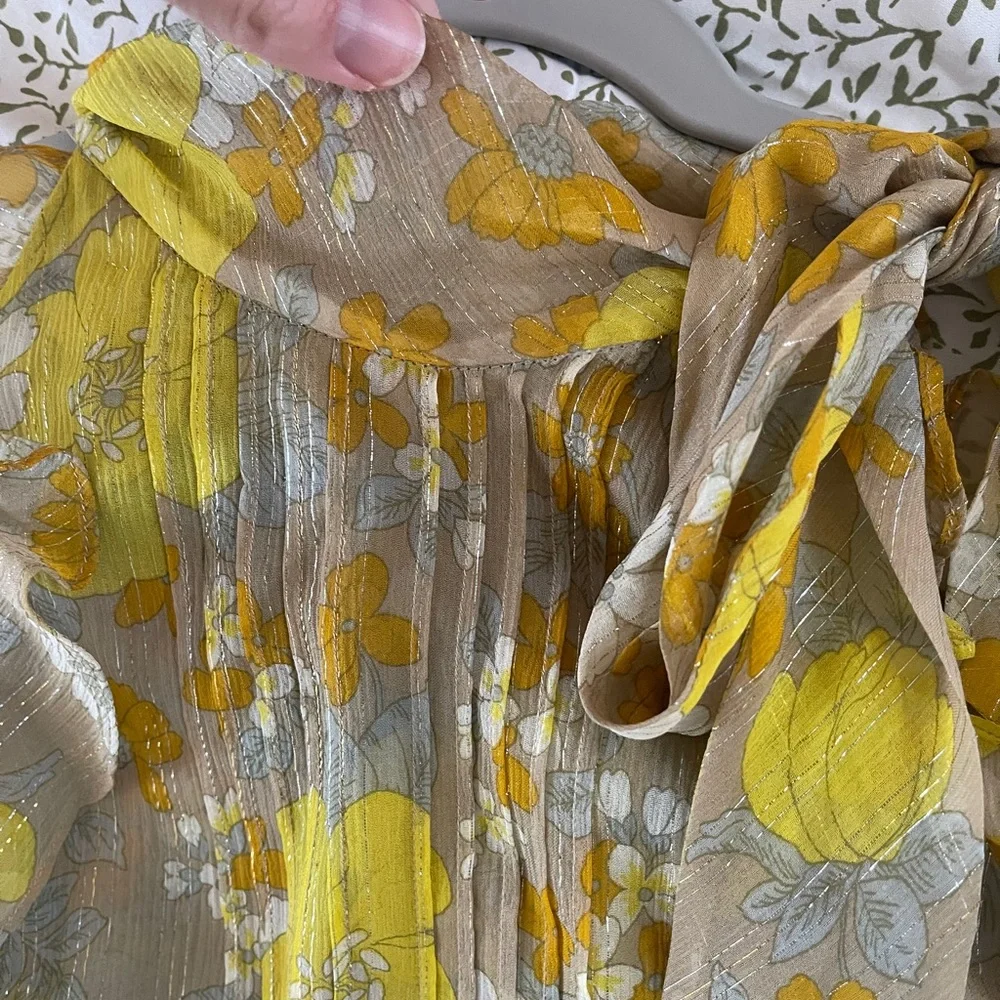 Veronica Beard Dali Silk Halter Top Yellow Floral Pyrex Threading Size 6 - Picture 5 of 15